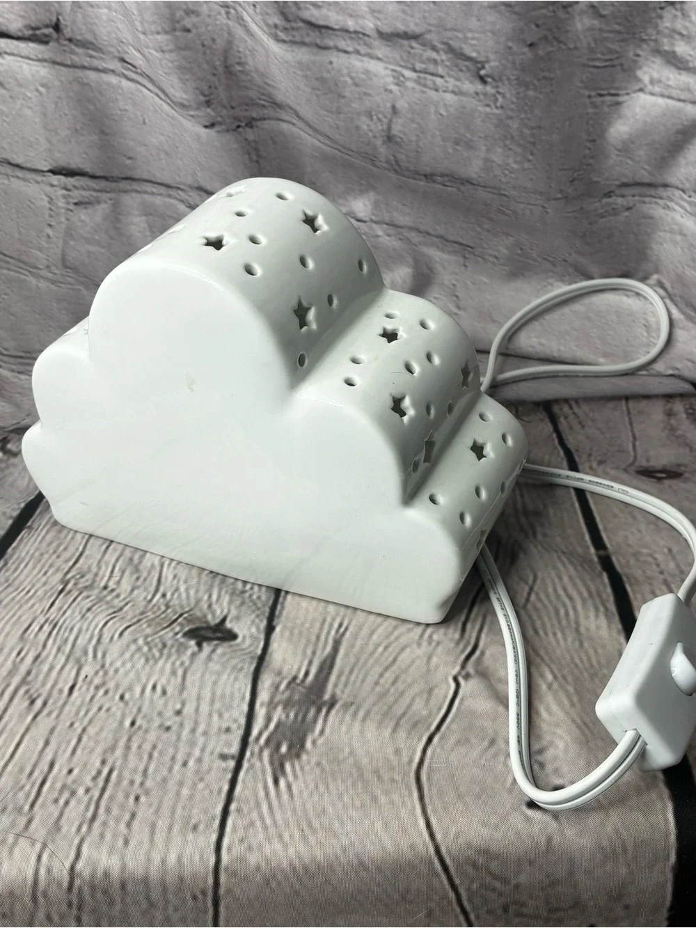Whimsical Dreamy Minimalist Ceramic Cloud Shaped Nightlight Lamp Star Cutouts